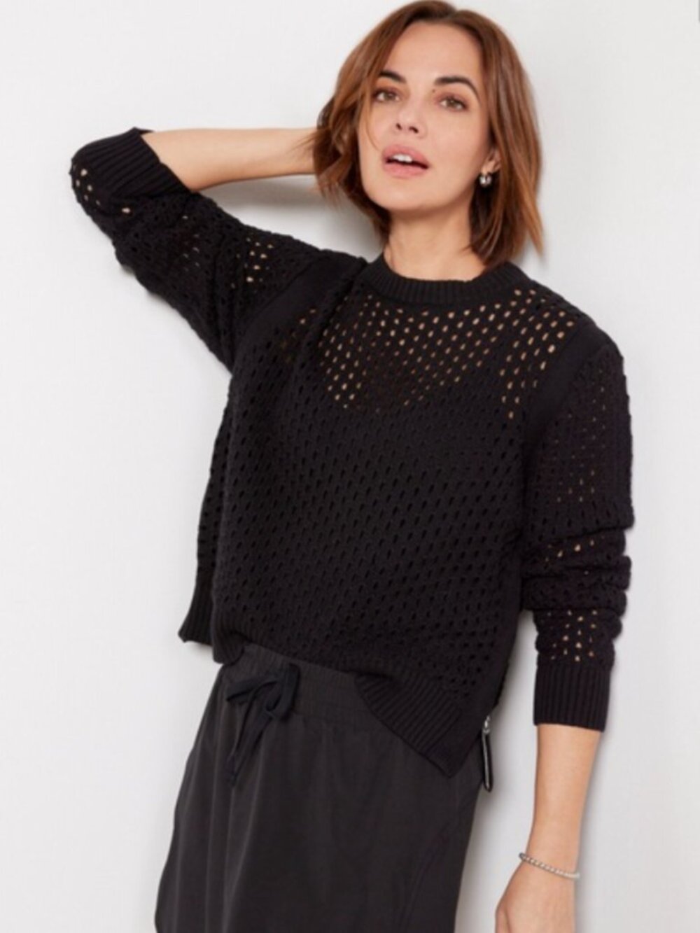 Varley Hains Crew Sweater Size Small Black Open-Mesh Luxury Knit Relaxed Euro